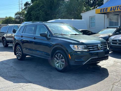 Used 2019 Volkswagen Tiguan SE image 2