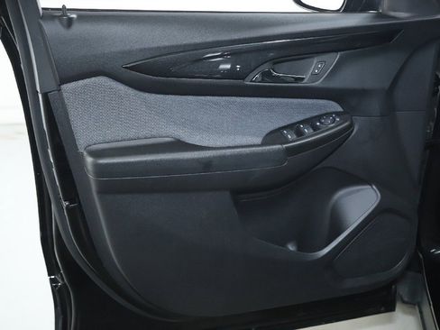 Used 2025 Chevrolet TrailBlazer LT image 15