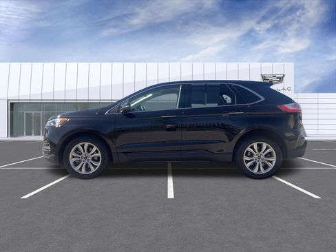 Used 2024 Ford Edge Titanium AWD/4WD image 5