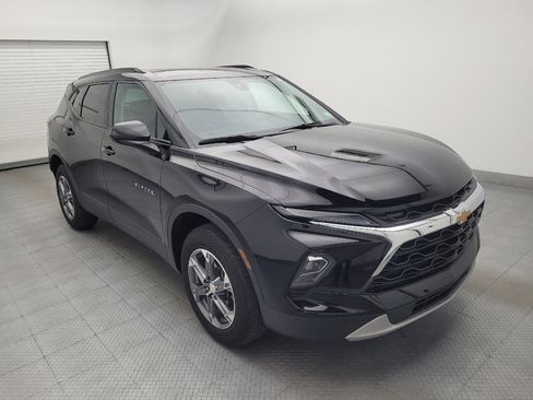 Used 2024 Chevrolet Blazer LT w/ Convenience Package FWD image 13