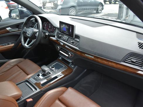 Used 2019 Audi Q5 2.0T Premium Plus AWD/4WD image 13