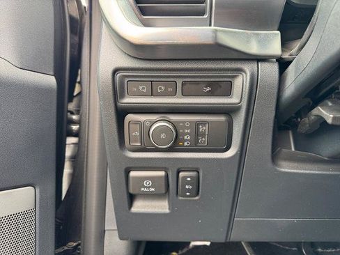 Certified 2022 Ford F150 Lariat AWD/4WD image 22