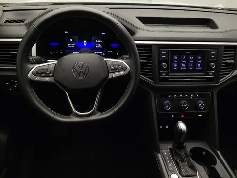 Used 2022 Volkswagen Atlas SE FWD image 22