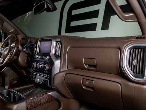 Used 2022 GMC Sierra 2500 Denali AWD/4WD image 33