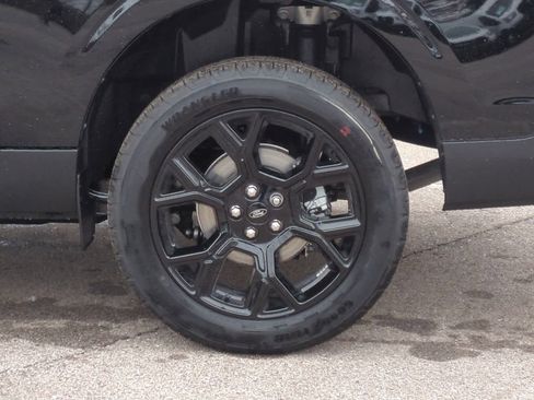 New 2025 Ford Maverick XLT w/ XLT Luxury Package image 14