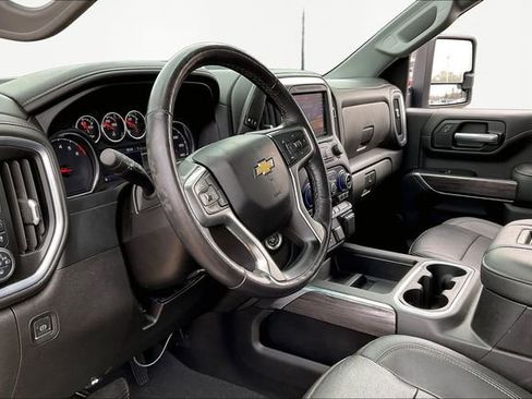 Used 2021 Chevrolet Silverado 2500 LTZ image 12