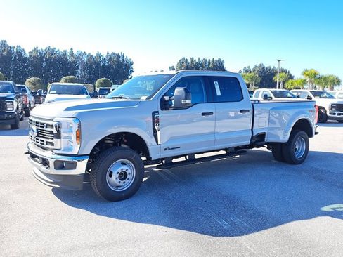 New 2026 Ford F350 XLT image 4