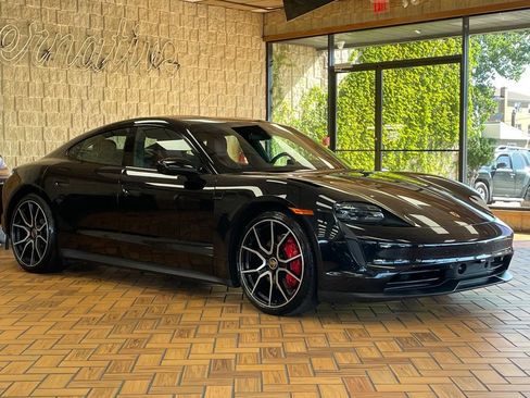 Used 2024 Porsche Taycan 4S w/ Technology Package (P6F) AWD/4WD image 9