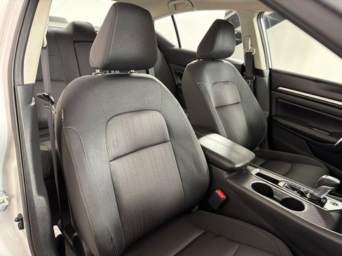 Used 2022 Nissan Altima 2.5 SV image 23