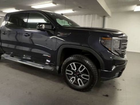 Used 2023 GMC Sierra 1500 AT4 w/ AT4 Preferred Package image 2