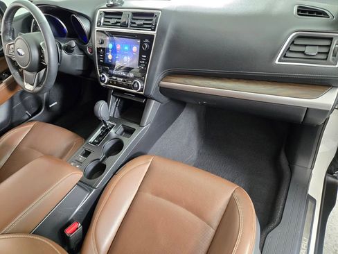 Used 2019 Subaru Outback 3.6R Touring image 22