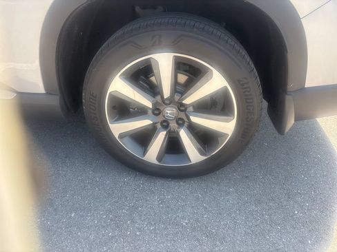 Used 2023 Honda Pilot Elite image 26