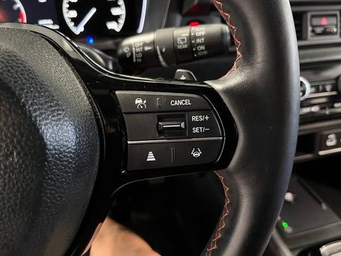 Used 2023 Honda Pilot TrailSport image 27