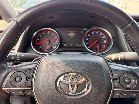 Used 2020 Toyota Camry XSE AWD/4WD image 28