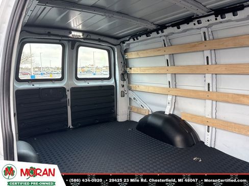 Used 2024 GMC Savana 2500 w/ Driver Convenience Package image 21