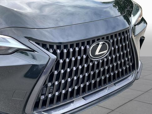 Used 2023 Lexus NX 350h AWD w/ Towing Package (2000 Lbs) image 32
