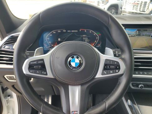 Used 2021 BMW X5 M50i w/ Premium Package image 25