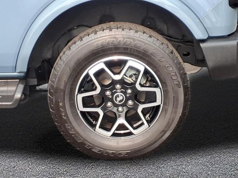 Used 2025 Ford Bronco Outer Banks AWD/4WD image 10