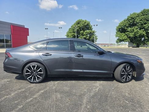 Used 2024 Honda Accord Touring image 20