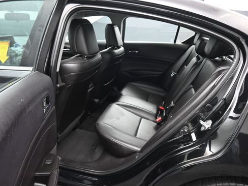 Used 2018 Acura ILX FWD image 32
