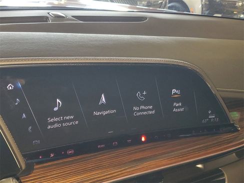 Used 2023 Cadillac Escalade Luxury image 37