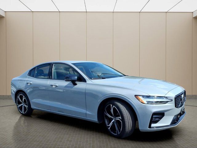 Used 2024 Volvo S60 B5 Core AWD/4WD image 5