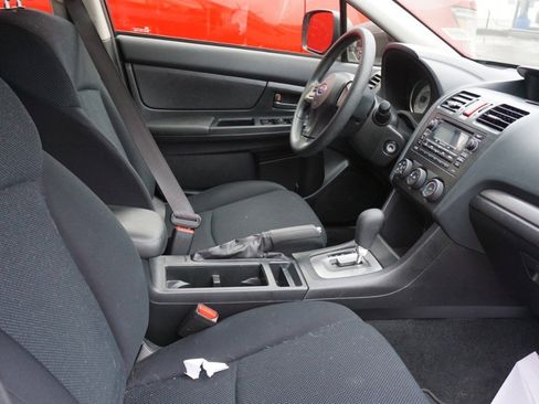 Used 2014 Subaru Impreza 2.0i image 6