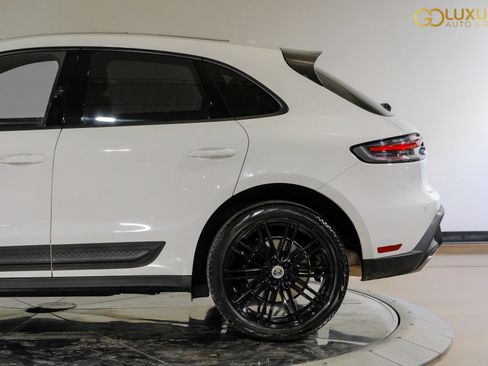 Used 2024 Porsche Macan w/ Premium Plus Package AWD/4WD image 15