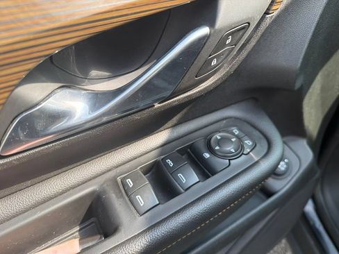 Used 2019 GMC Terrain SLE w/ Driver Convenience Package AWD/4WD image 14