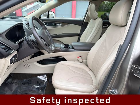 Used 2019 Lincoln Nautilus Reserve w/ Cargo Utility Package AWD/4WD image 10