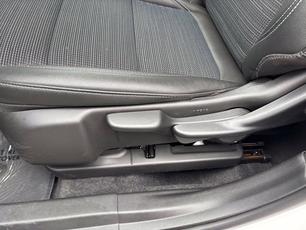 Used 2025 Buick Envista Preferred FWD image 16