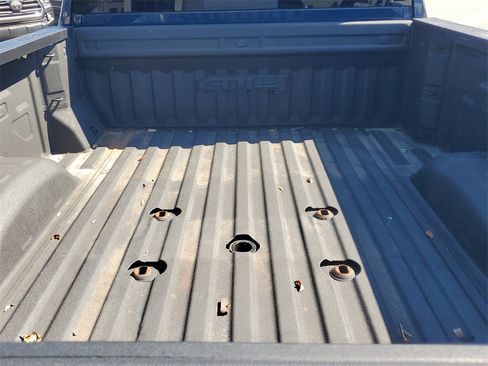 Certified 2022 GMC Sierra 2500 AT4 w/ AT4 Preferred Package image 12