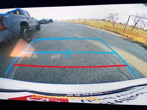 Certified 2025 Toyota Corolla LE image 25