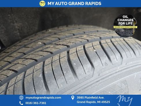 Used 2026 Nissan Pathfinder SV AWD/4WD image 33
