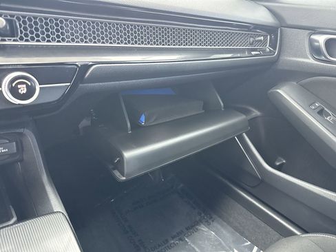 Used 2022 Honda Civic Sport image 28