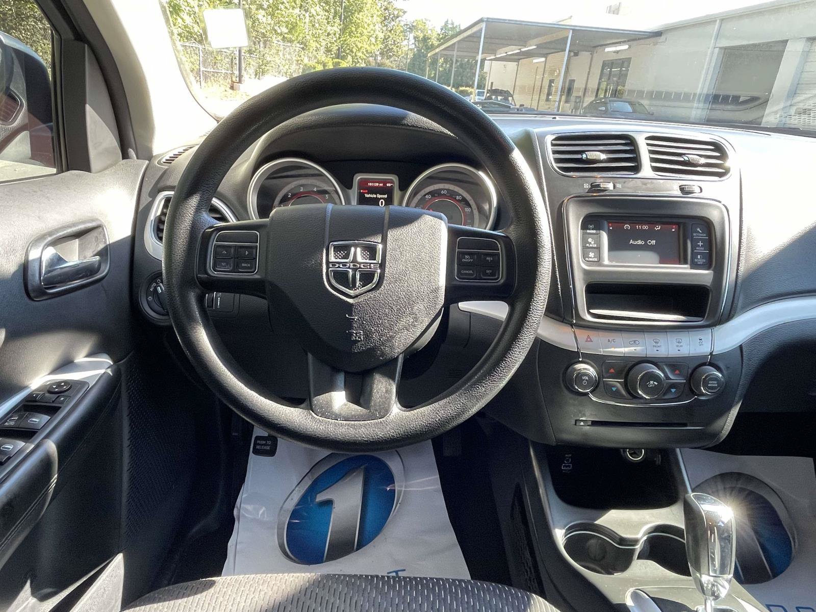 Used 2020 Dodge Journey SE w/ Blacktop Package FWD image 12