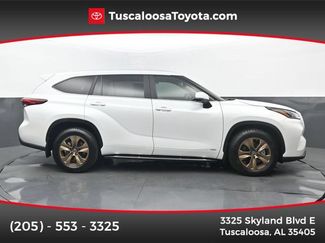 Used 2023 Toyota Highlander Bronze Edition AWD/4WD video 1