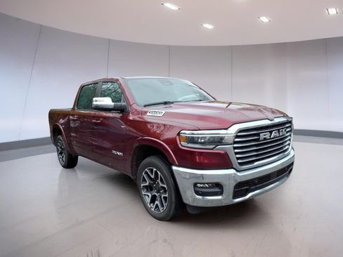 Used 2025 RAM 1500 Laramie AWD/4WD image 1