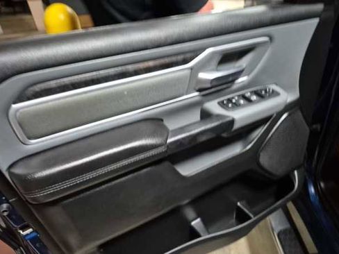 Used 2022 RAM 1500 Big Horn AWD/4WD image 10