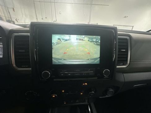 Used 2023 Nissan Frontier SV w/ Technology Package AWD/4WD image 29