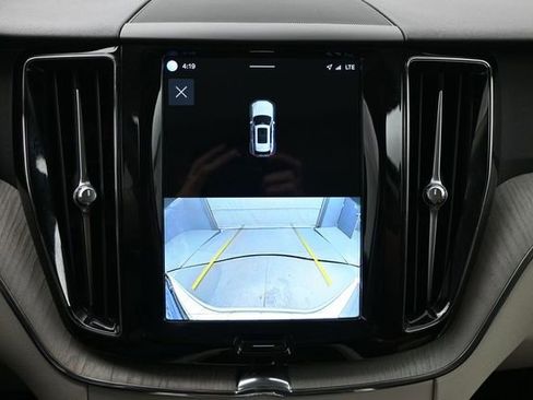Used 2023 Volvo XC60 B5 Plus w/ Climate Package AWD/4WD image 22