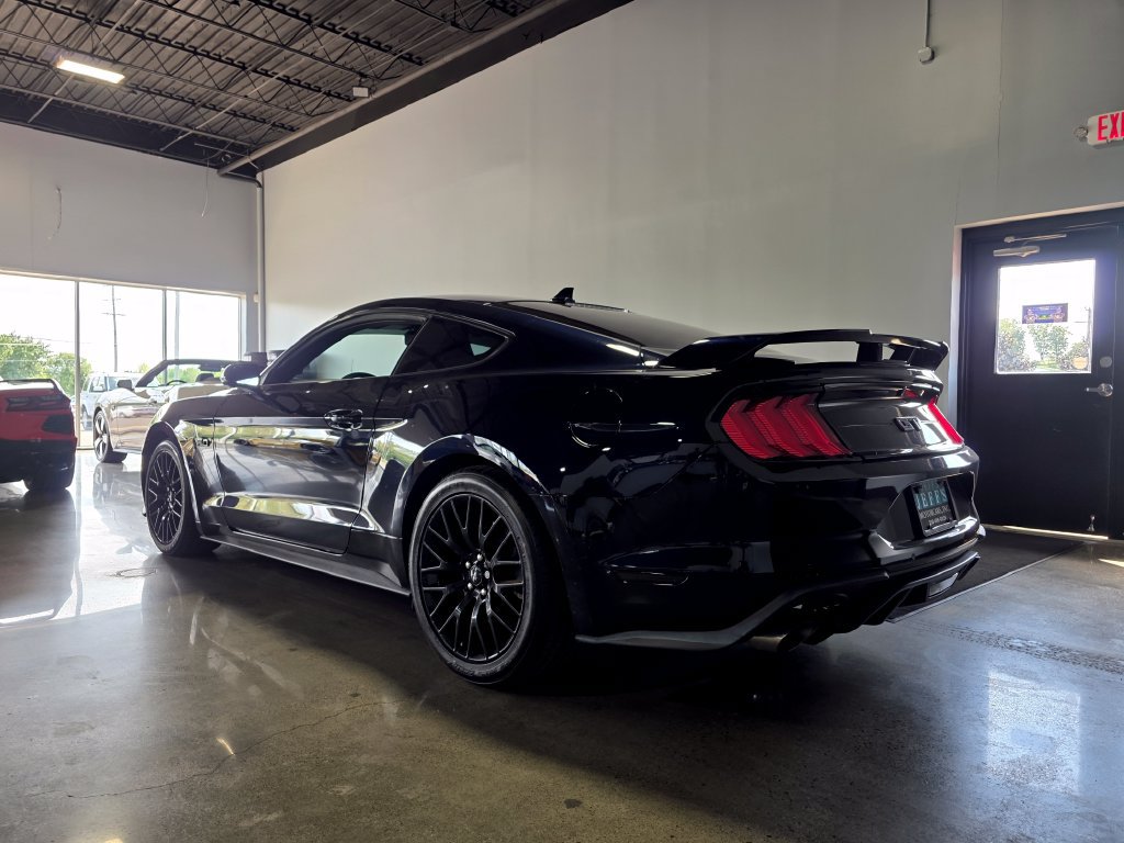 Used 2021 Ford Mustang GT Premium w/ GT Performance Package RWD image 6