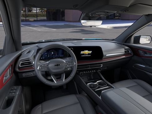 New 2026 Chevrolet Traverse Z71 w/ Driver Confidence Package AWD/4WD image 15