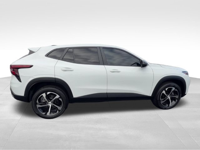Certified 2024 Chevrolet Trax RS w/ Driver Confidence Package FWD image 7