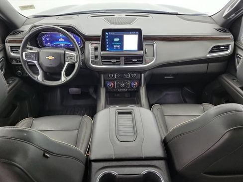 Used 2023 Chevrolet Suburban Premier AWD/4WD image 15