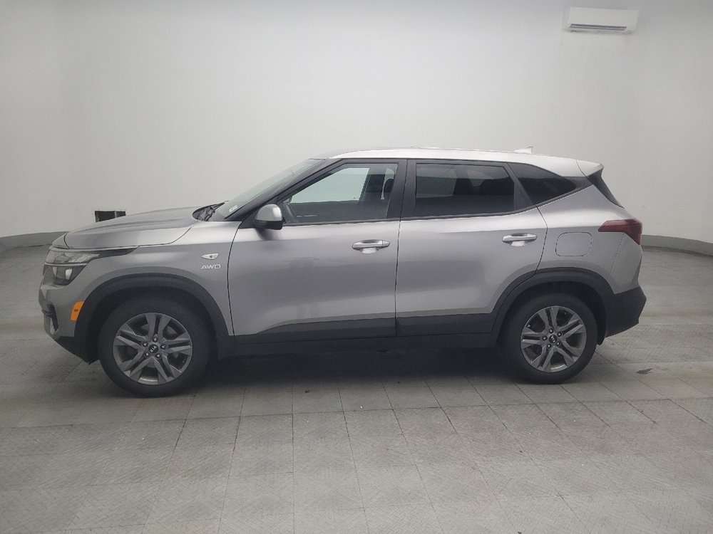 Used 2021 Kia Seltos LX AWD/4WD image 2