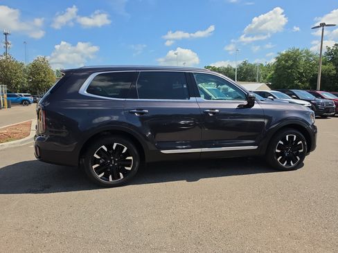 Certified 2025 Kia Telluride SX w/ SX Captain's Chair Package FWD image 9