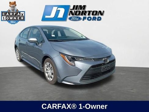 Used 2024 Toyota Corolla LE image 1