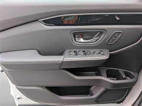 New 2025 Honda Pilot EX-L image 23