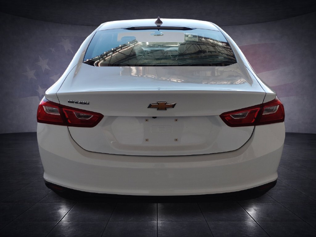 Used 2020 Chevrolet Malibu LS FWD image 4